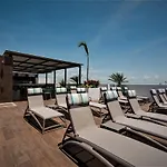 Departamento Delux 2 Habitaciones - Walking Distance A La Playa, Con Balcon.