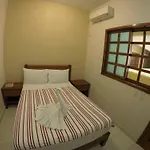 Hotel Plaza Del Sol
