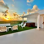 Penthouse Con Jacuzzi Y Panoramicas De Selva