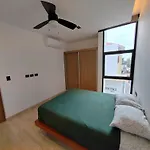 Apartment 2Br Steps Away From 5Ta, Pool, Lundry & Gym By Yeah