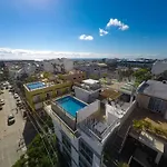Chingon Anarchy Hotel & Roof