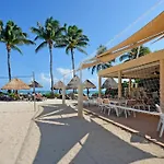 Great Best Location Beach Front