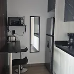 Charming Equipped Studio Near 5Th Avenue