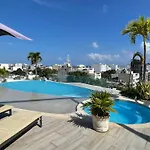 Lujo En Las Alturas, Amplio Departamento Con Terraza Y Vistas Celestiales