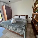 Stylish Studio In The Heart Of Playa