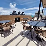 Luxury Apartment 2Br In Pdc, Steps From Beach