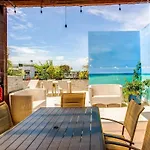 New Private Roof Pool And Bbq 2 Onsite Pools Plus Cafe