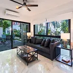 Apartment In Duplex One Block From Playacar Beach