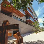 Luxury 2 Bedroom Condo With Private Jacuzzi & Bbq - At Cruz Con Mar - Maricruz