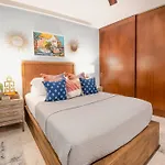 Luxury 2 Bedroom Condo With Private Jacuzzi & Bbq - At Cruz Con Mar - Maricruz
