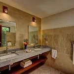 Riviera Maya Suites Condo Hotel