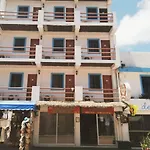 De Mar Hotel
