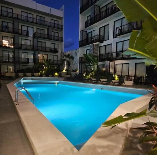 Stylish 1Br Apartment Near Top Attractions, 2 Incredible Pools, Gym,Cinema