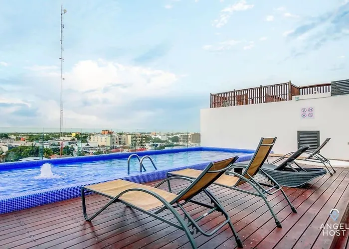 Condo With Amenities Sleeps 8 Roof Pool Gym