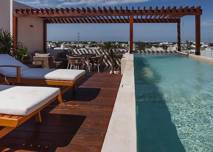 Beachside Haven Modern 2Br Condo, With Rooftop Pool