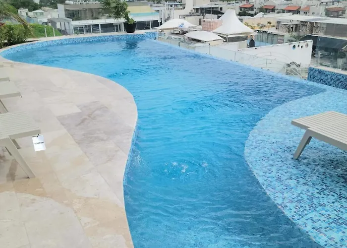Acogedor Condo A Metros De La 5Ta Avenida
