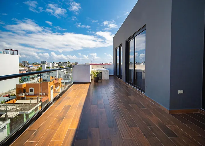 501Ph - Spacious Apartment In The Center, Only 10 Minutes Walking Distance To The Beaches