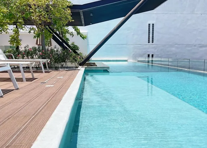 Suite Moderna - King - Piscina - 5Ta Av - Playa