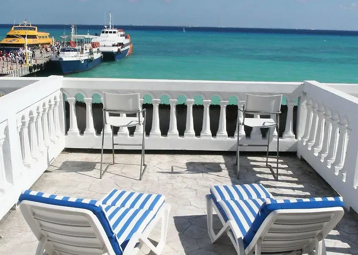 Plaza Marina Condos