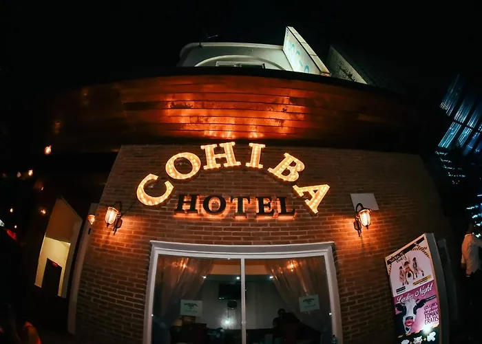 Hotel Partyholic