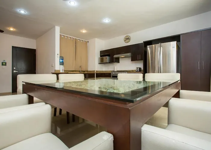 Villas Amalfi Condo Eden
