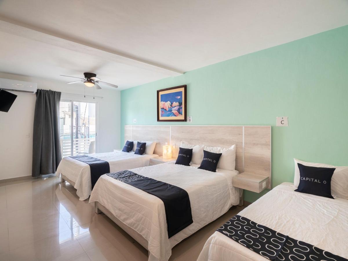 Khách sạn Punta Esmeralda