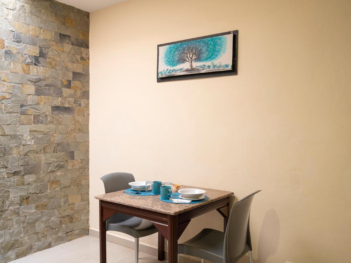 Punta Esmeralda Khách sạn