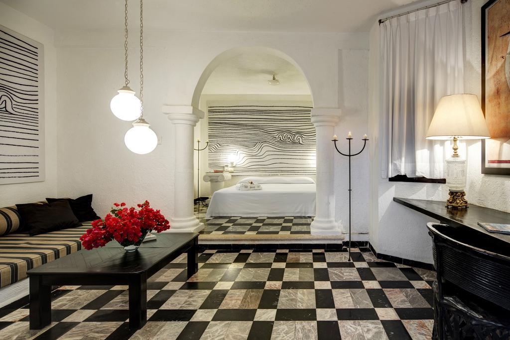 Maya Del Mar On Fifth Avenue Khách sạn