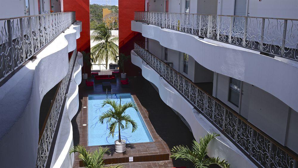 In Fashion & (adults Only) Khách sạn 4*