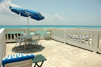 Plaza Marina Hotel 3*