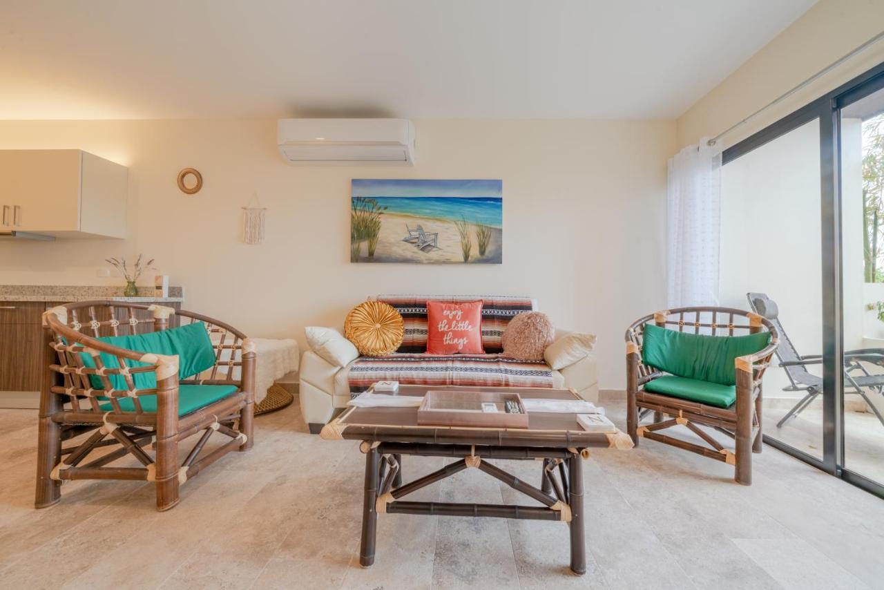 Oasis - Downtown - At Veranto Apartment *