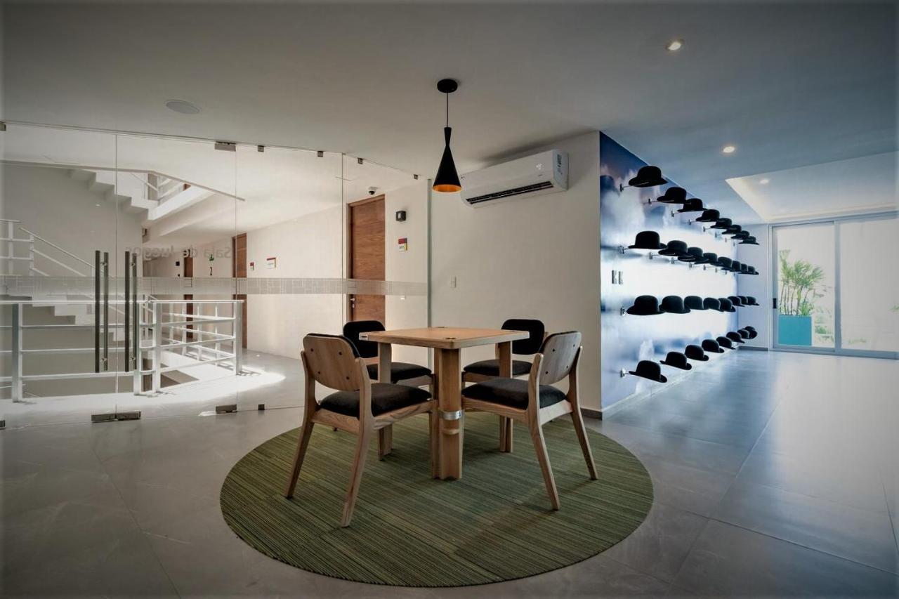 Departamento Delux 2 - Walking Distance A La Playa, Con Balcon. Apartment *