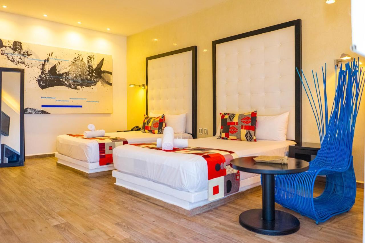 In Fashion & (adults Only) Khách sạn 4*