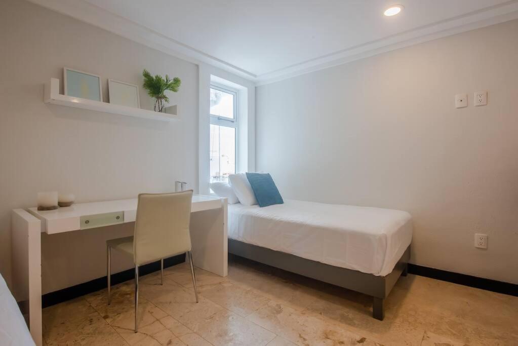 Location- 3-bdr Penth-150 Mbps- Pool- Priv Rooftop Apartment Playa del Carmen