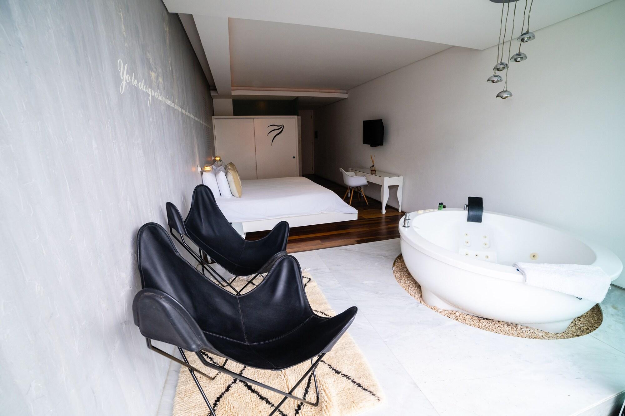 Be Playa Boutique & Rooftop Bar Hotel 4*