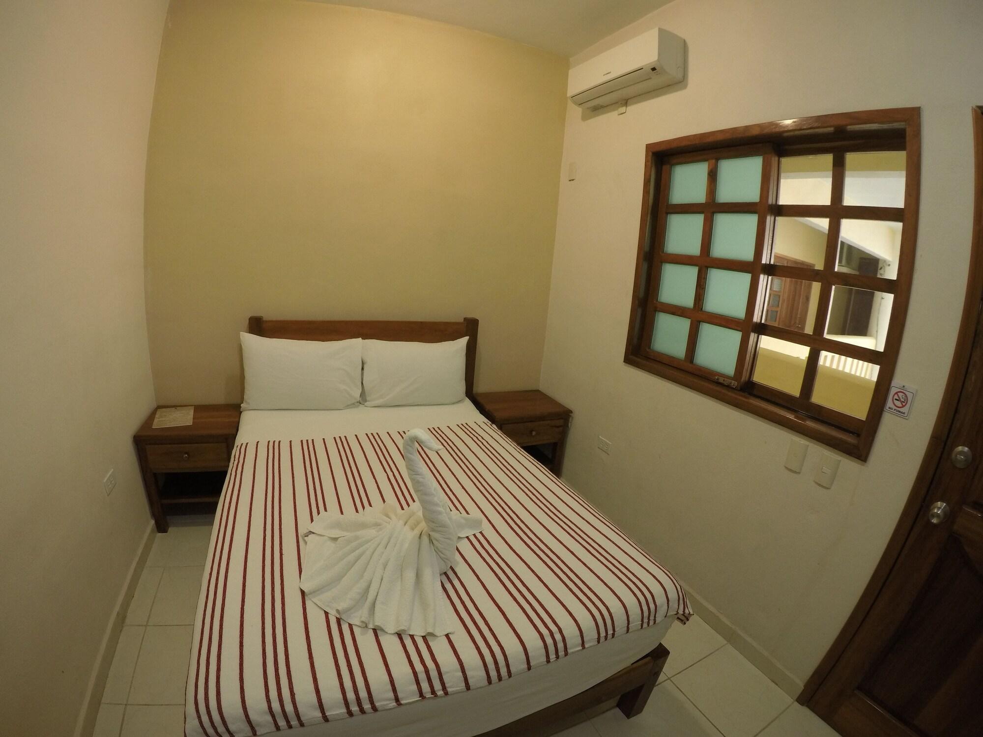 Plaza Del Sol Hotel 2*