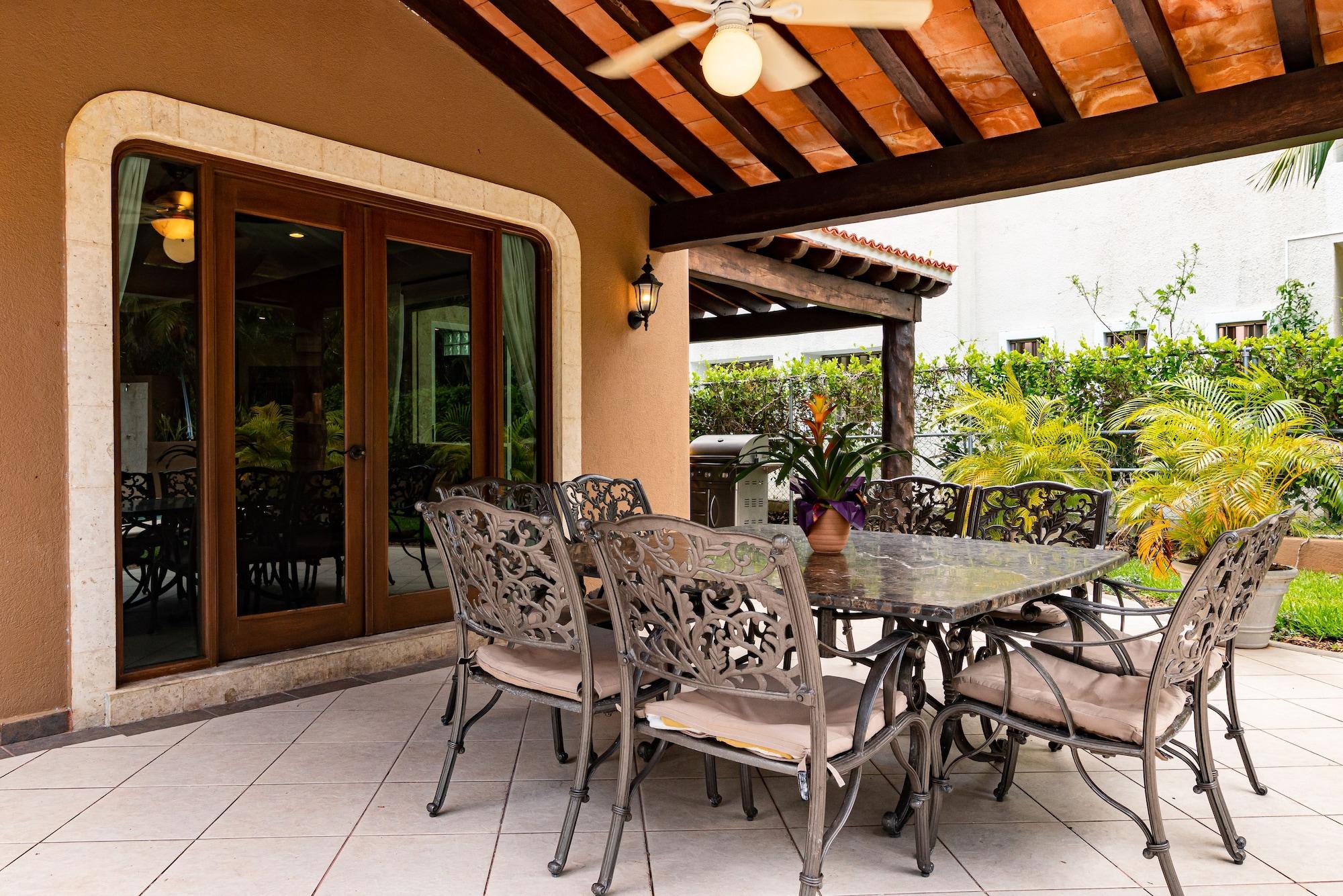 Casa Gran Escape By Playa Paradise *