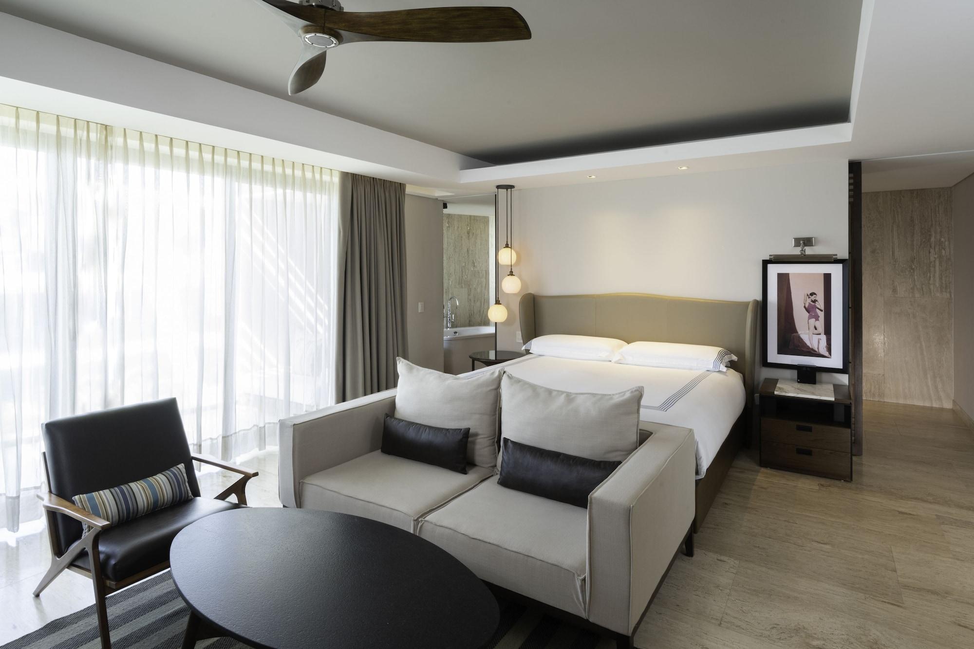 Thompson House, By Hyatt Khu nghỉ mát 4*