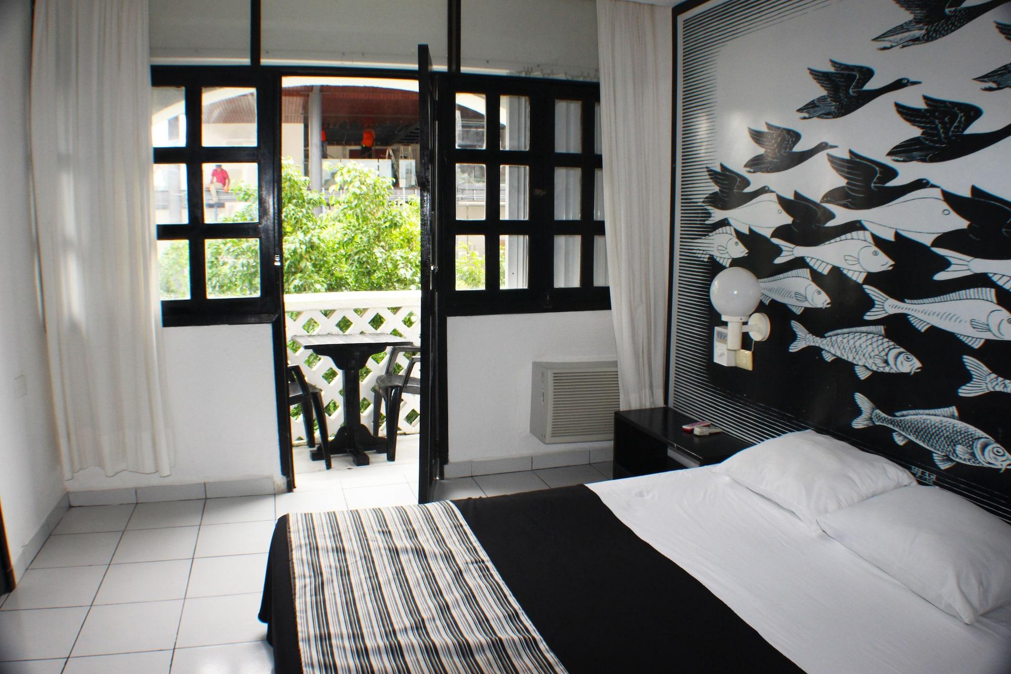 Maya Del Mar On Fifth Avenue Khách sạn Playa del Carmen