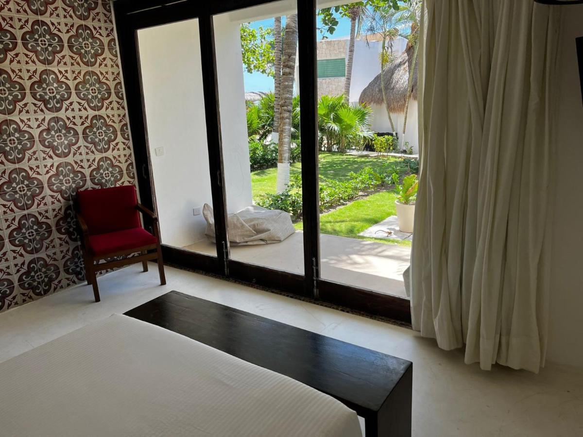 Le Reve By Mij - Beachfront (adults Only) 4*