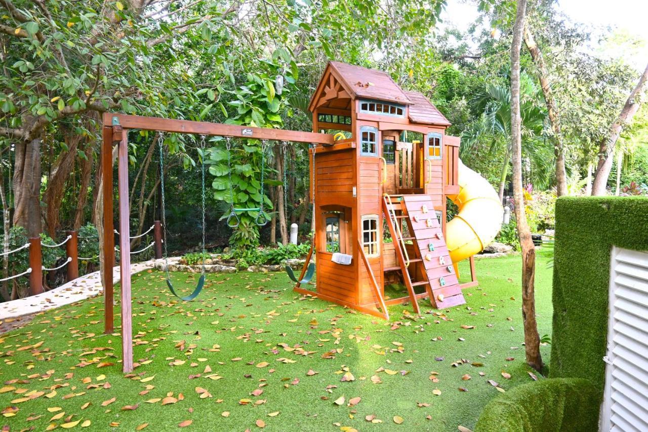 Glass Jungle With Amazing Views -10 Min Dt Villa