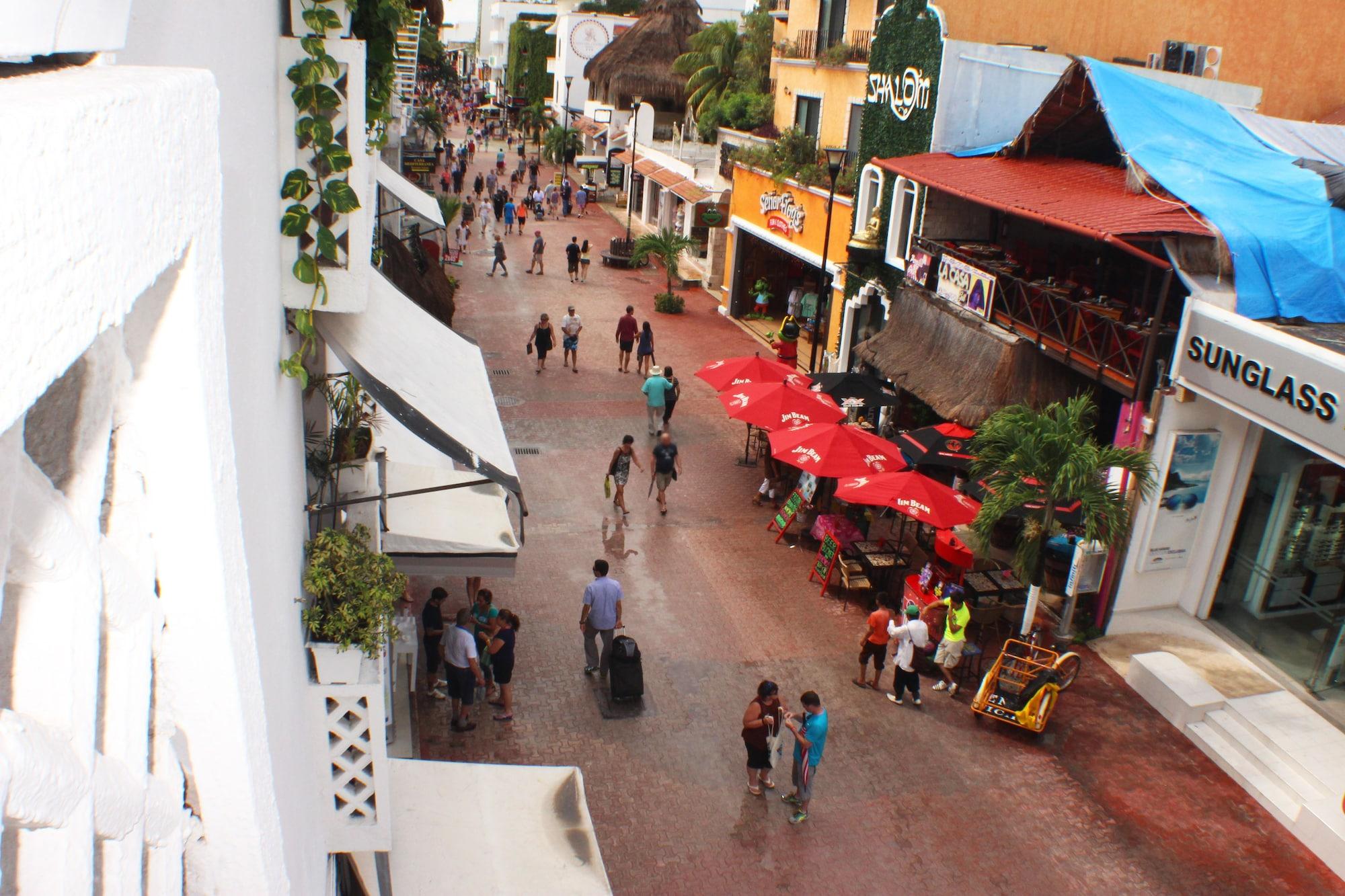Khách sạn Maya Del Mar On Fifth Avenue Playa del Carmen