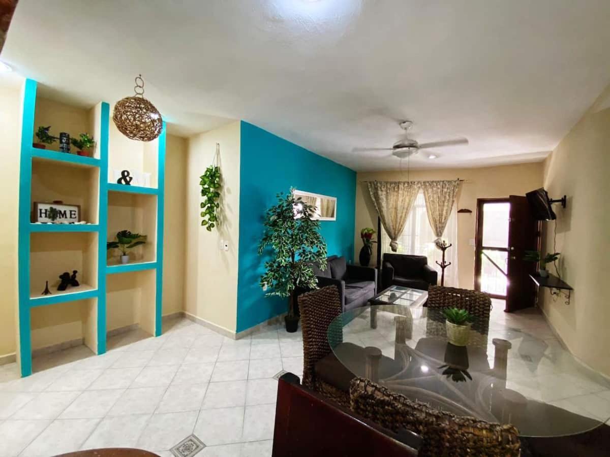W/ Prime Location Mexican Colonial Style Căn hộ