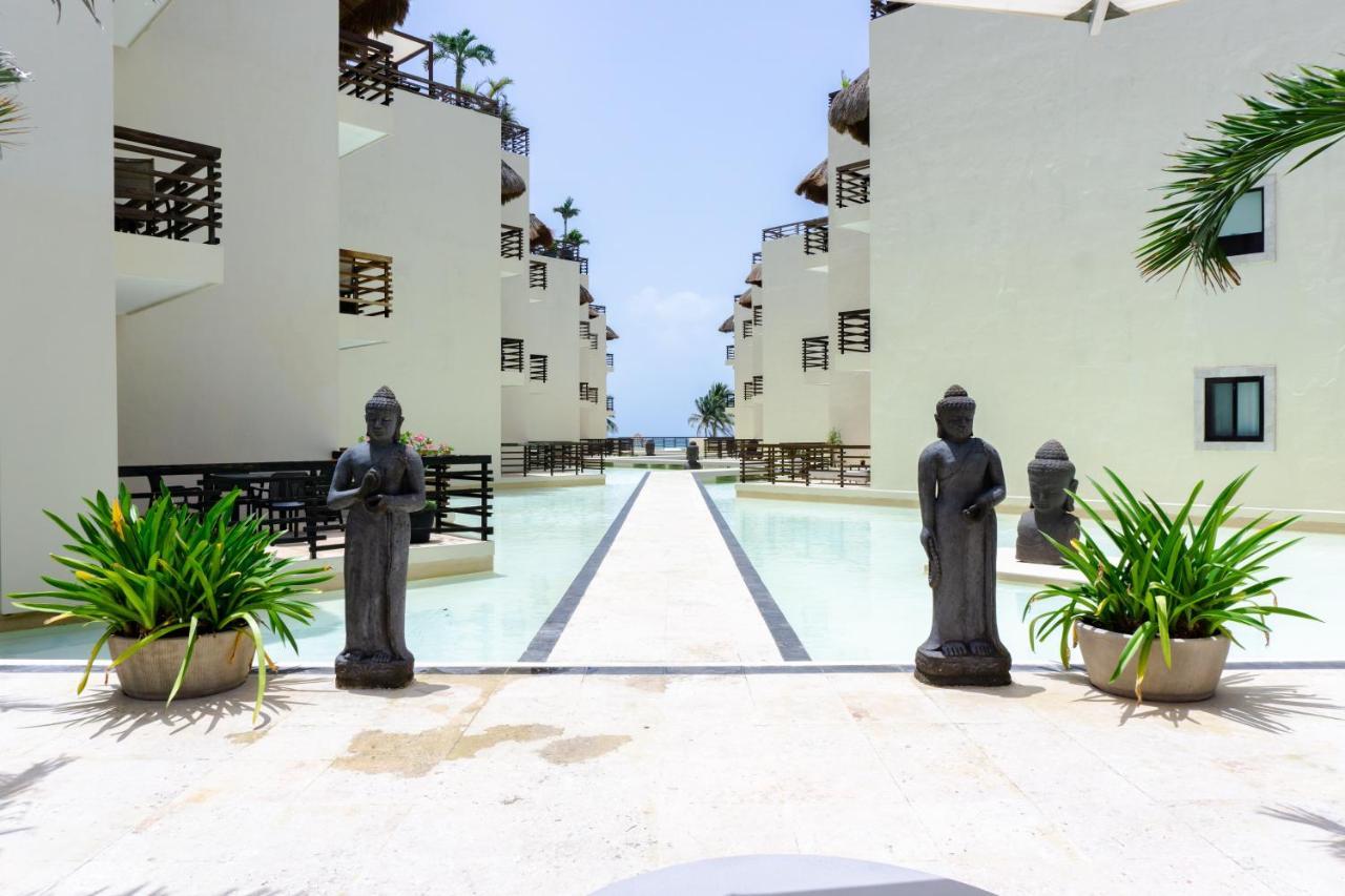 Aldea Thai 305