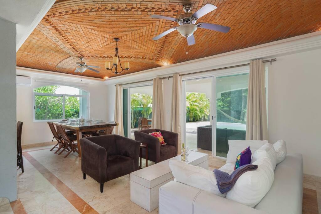 Apartment Playacar *