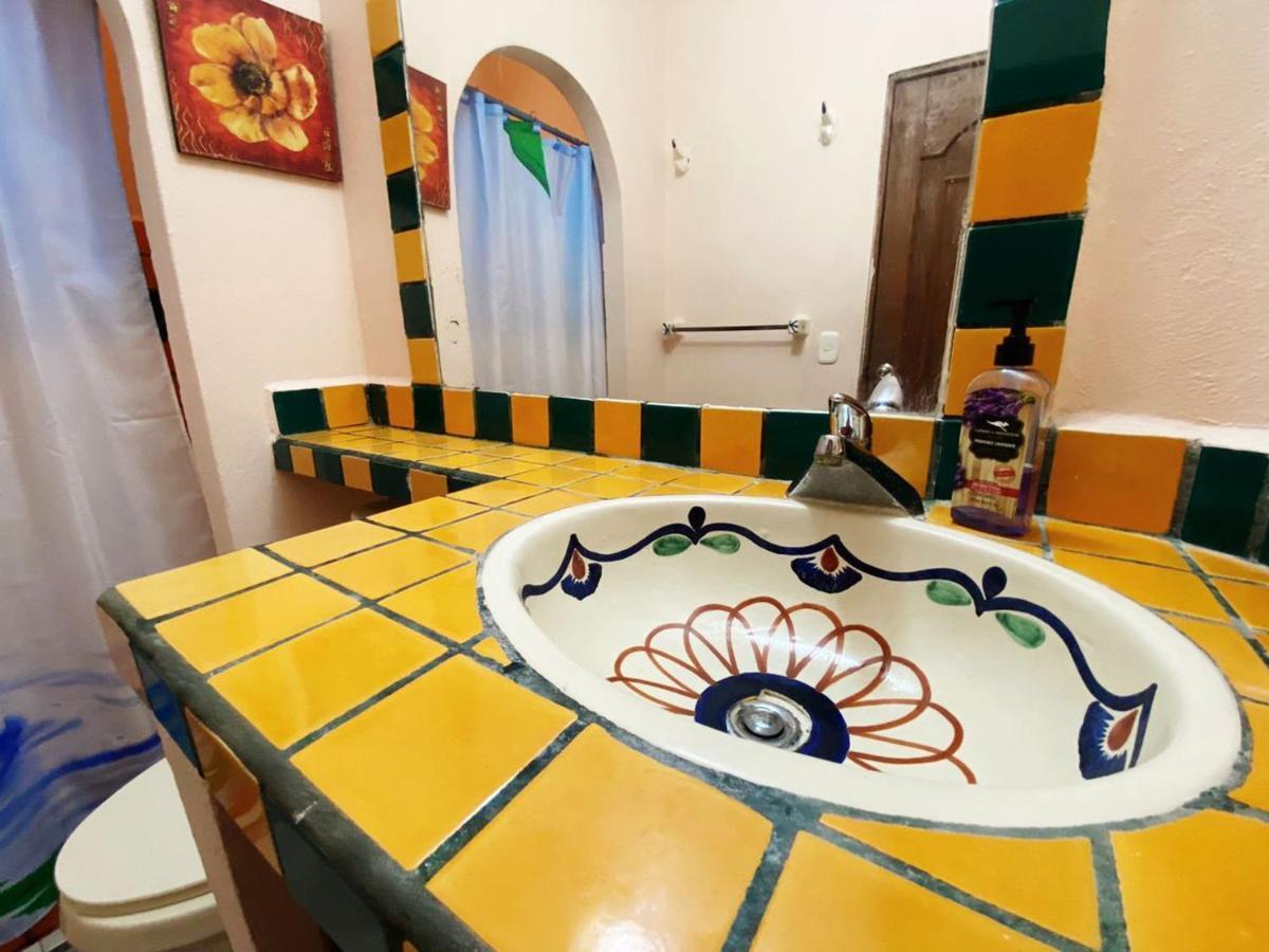 Căn hộ W/ Prime Location Mexican Colonial Style *