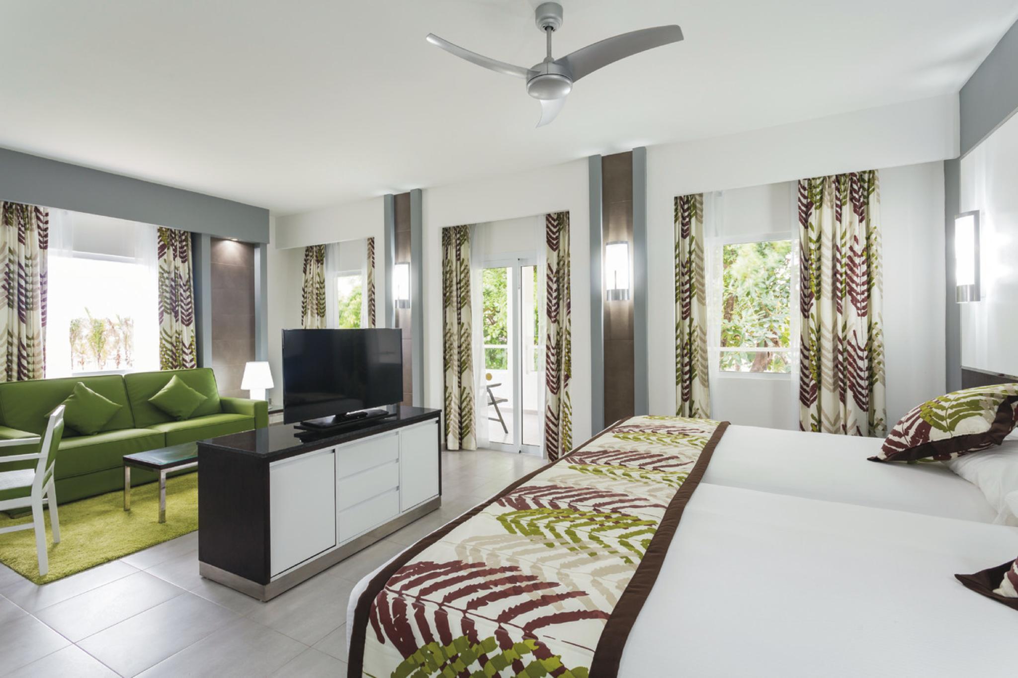 Khách sạn Riu Playacar