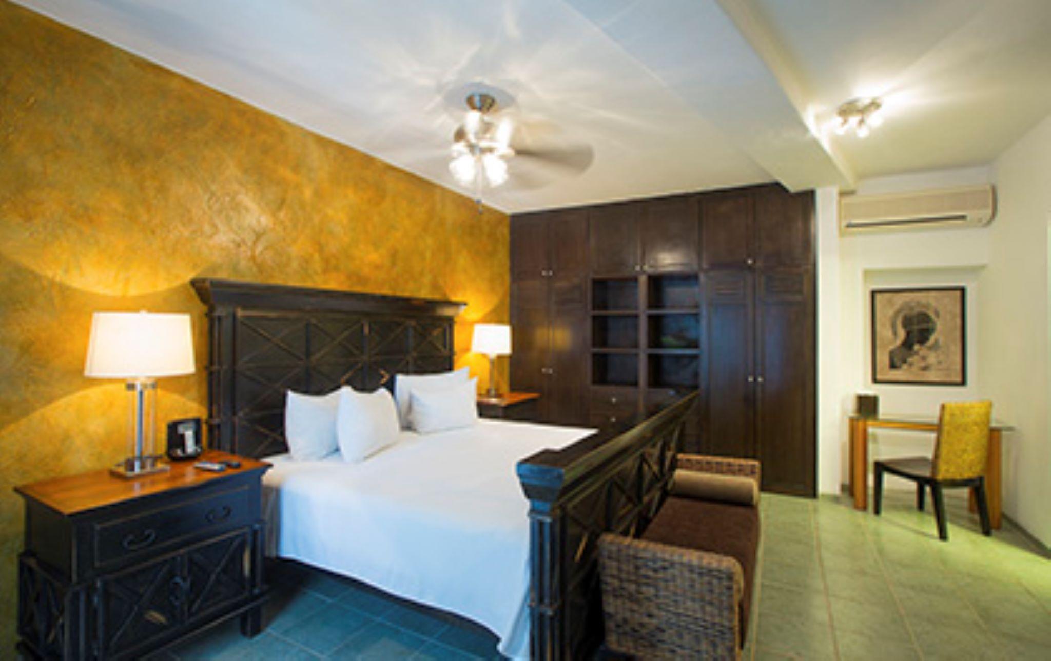 Hotel Hacienda Paradise