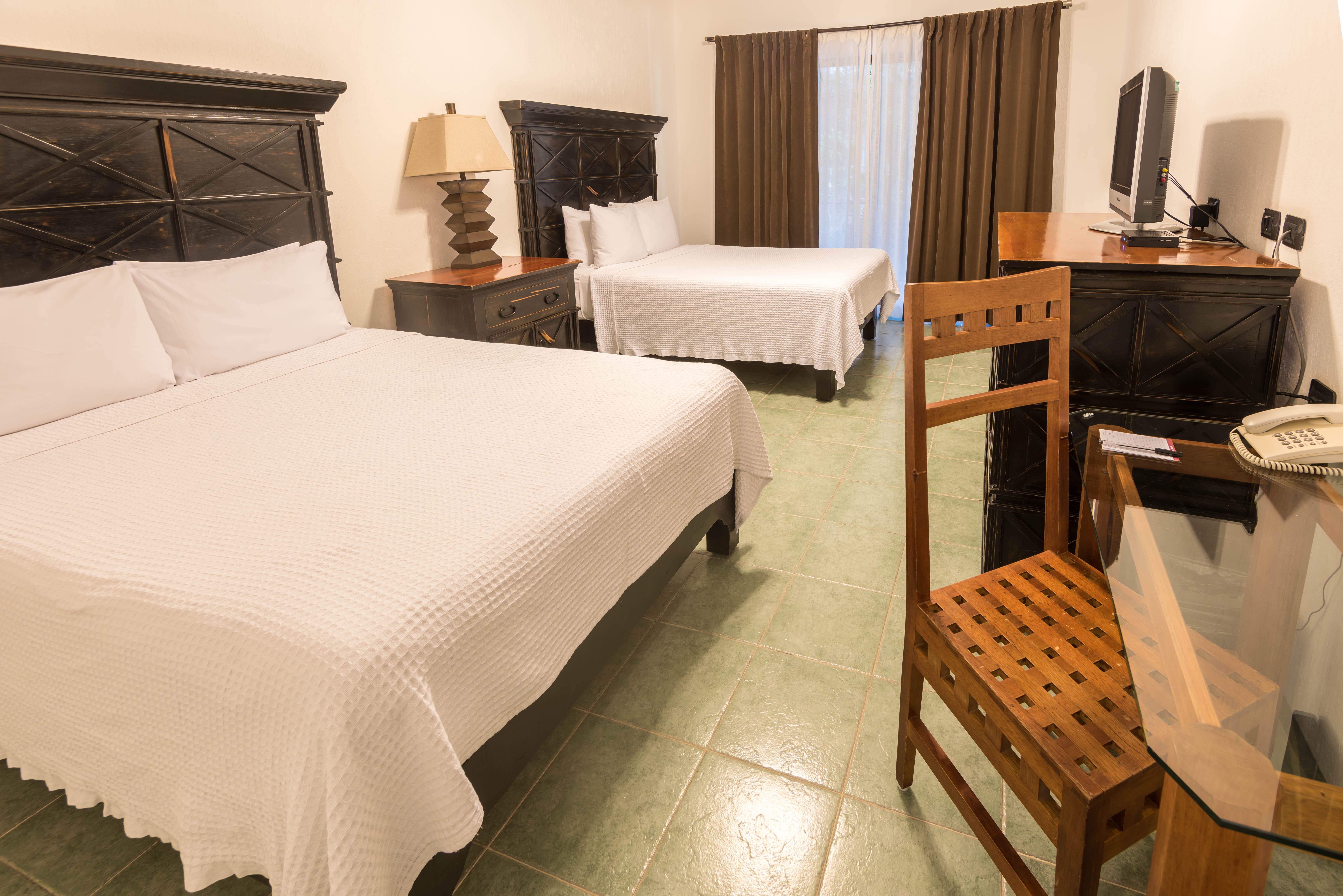 Hacienda Paradise 4*