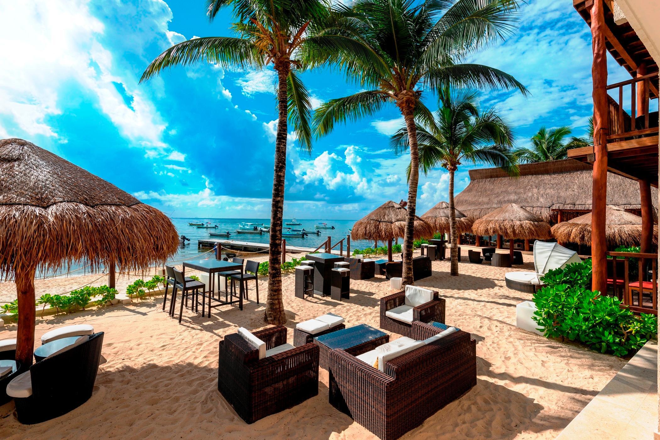 Resort The Reef Coco &